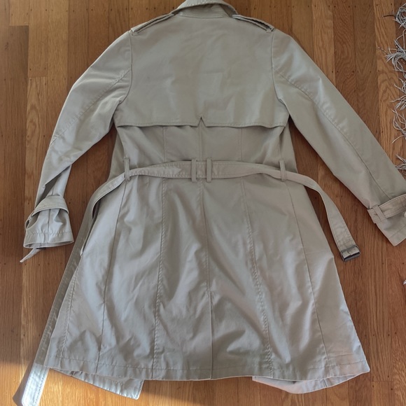 Khaki Trench! Classic! - Picture 6 of 8